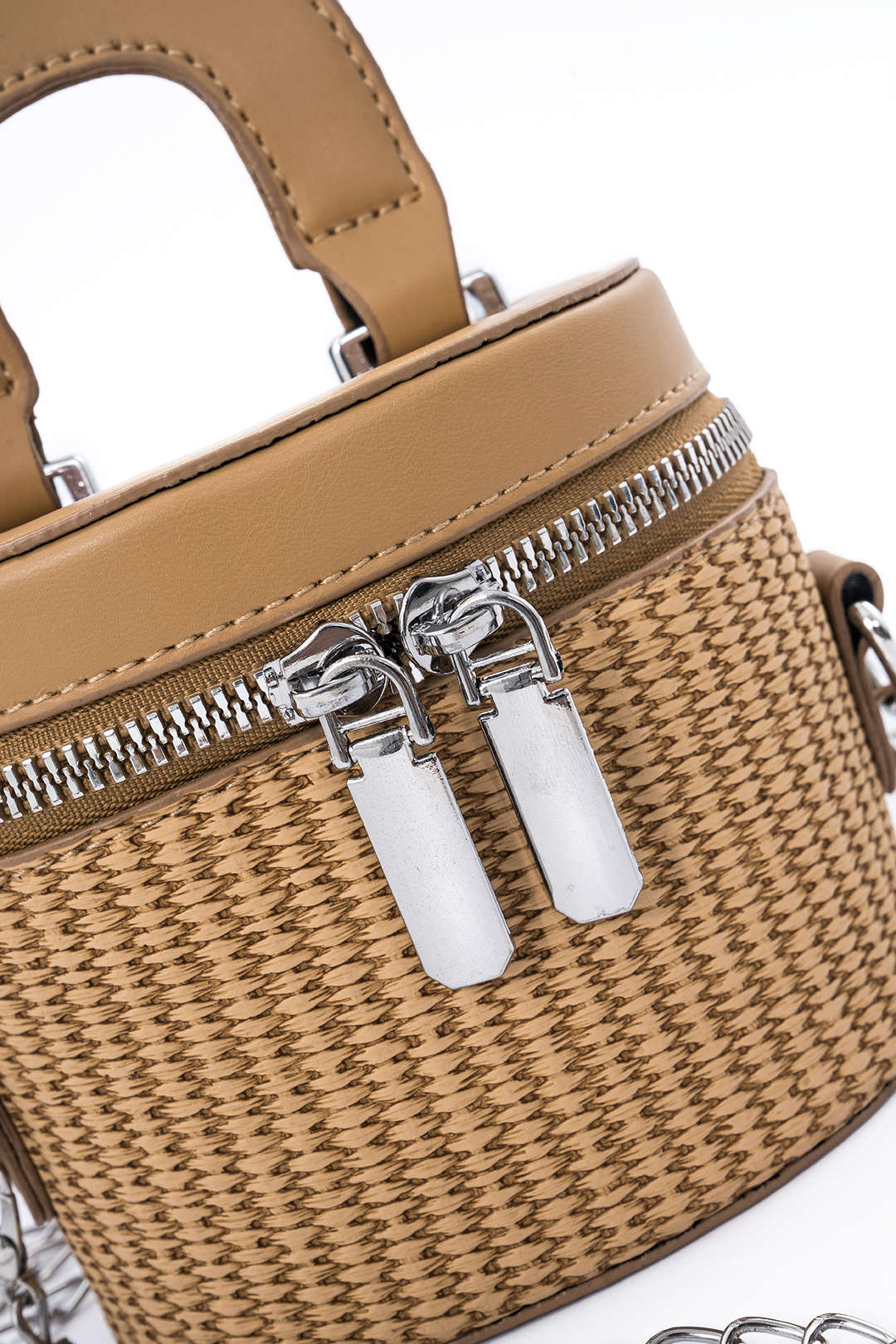 BOLSO BANDOLERA PEQUEÑO DE PAJA TEJIDA
