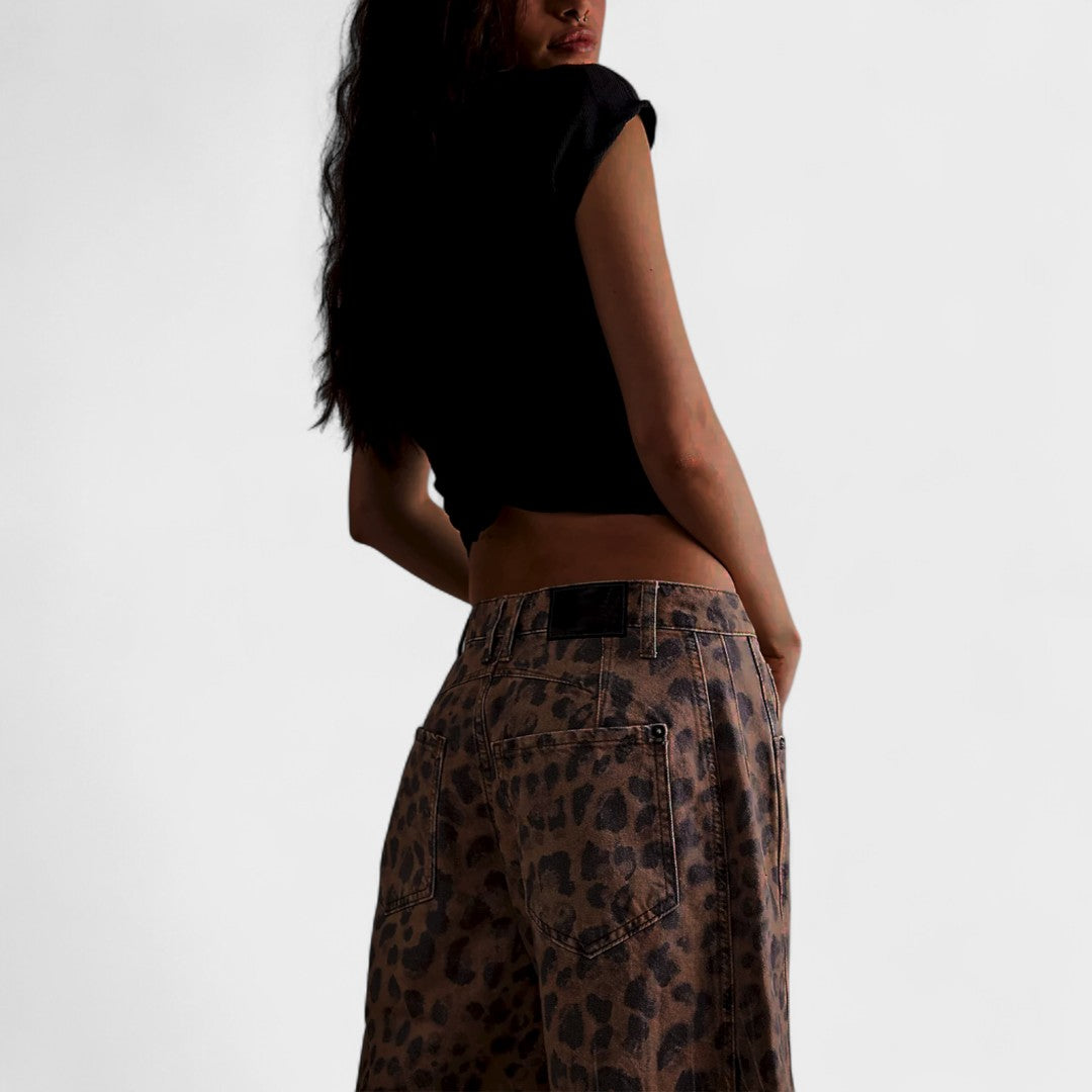 SCARLETT - VAQUEROS DE BARRIL CON ESTAMPADO DE LOPARDO