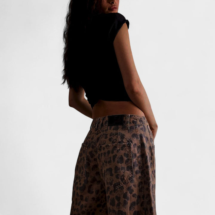 SCARLETT - VAQUEROS DE BARRIL CON ESTAMPADO DE LOPARDO
