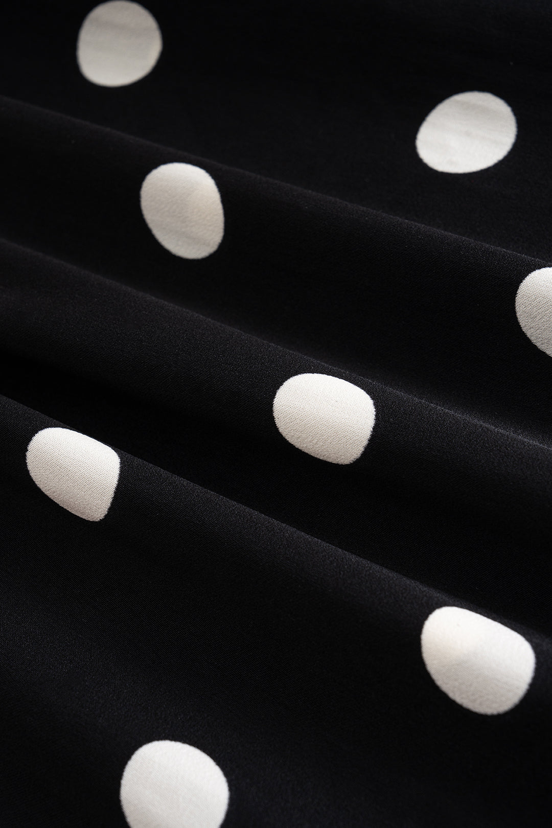 TELMA – VESTIDO MIDI SIN MANGAS CON ESCOTE